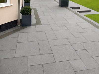 Đá tự nhiên ong xám lát nền - vẻ đẹp độc đáo cho lối kiến trúc hiện đại