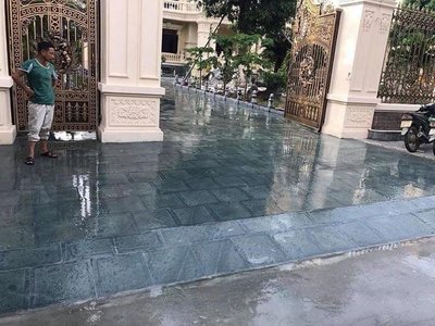 Đá xanh rêu băm mặt trừ viền - đá tự nhiên lát sân