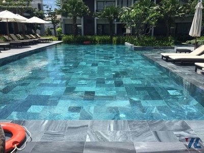 Nét đẹp sang trọng của đá tự nhiên lát bể bơi